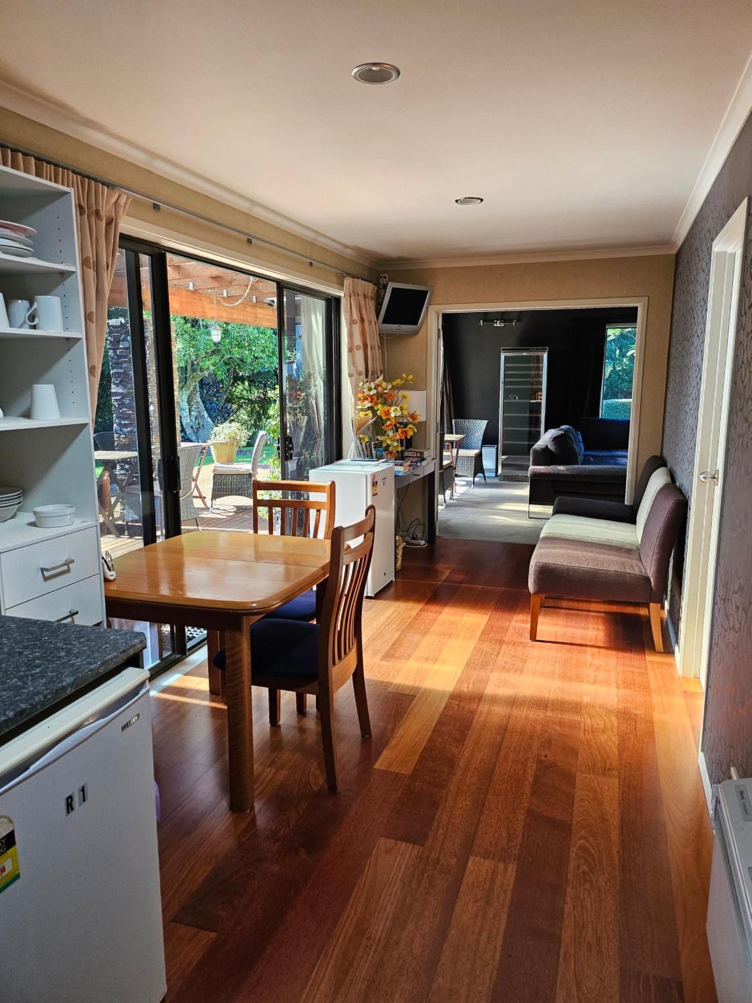 Heta Road B&B New Plymouth Eksteriør billede