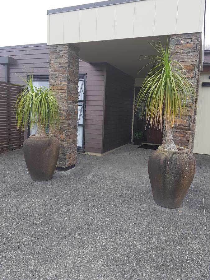 Heta Road B&B New Plymouth Eksteriør billede