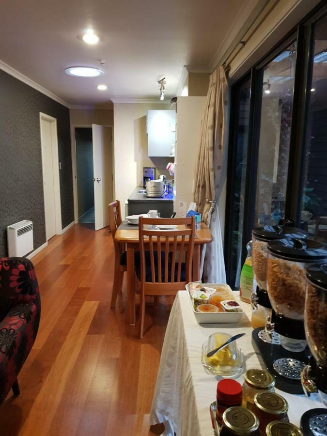 Heta Road B&B New Plymouth Eksteriør billede