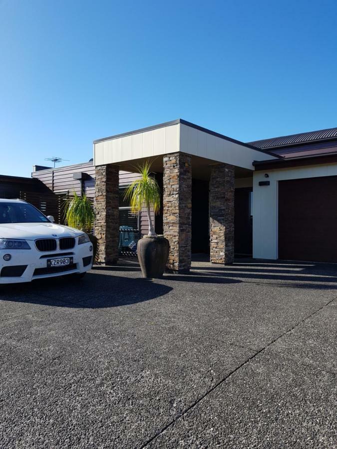 Heta Road B&B New Plymouth Eksteriør billede